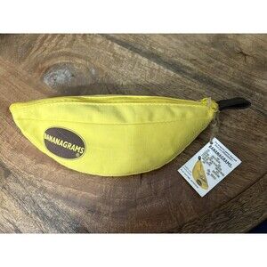 Bananagrams BANANAGRAMS Word Game Yellow Banana Pouch 2-8 Players 7-97 Family